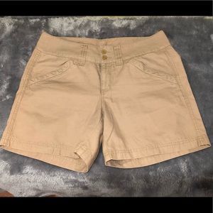 Women’s The North Face Size 10 khaki Shorts